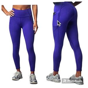 NWT Fabletics High-waisted Side pockets Shine 7/8 Leggings Size XXS Purple